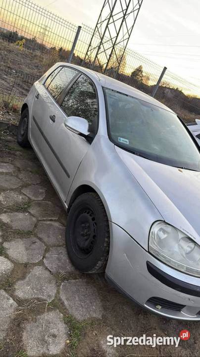 Golf 5 14benzyna 75 koni czytaj opis nieuszkodzony Częstochowa sprzedam