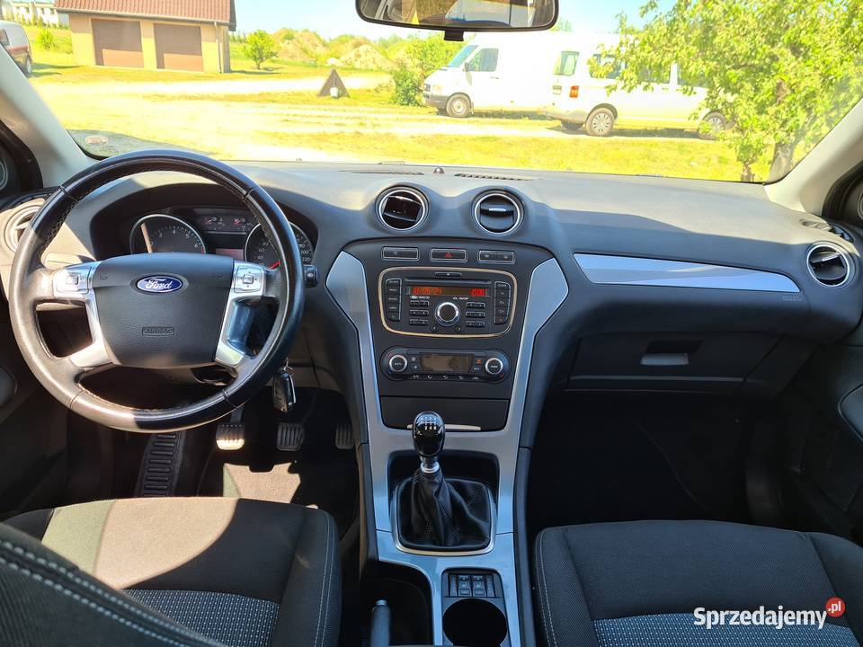 Ford Mondeo benzyna 160 Kombi Bezwypadkowy elektryczne szyby Olsztyn