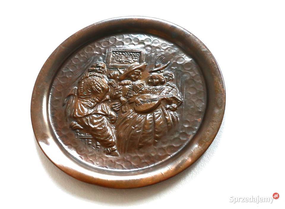 Duży metalowy talerz relief metaloplastyka Gdańsk