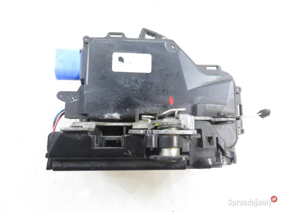 ZAMEK LEWY TYLNY VW TOURAN II 1T3