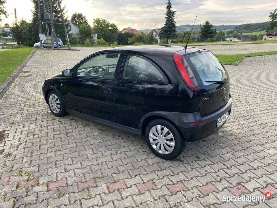 Opel Corsa 10 benzyna Lutcza sprzedam