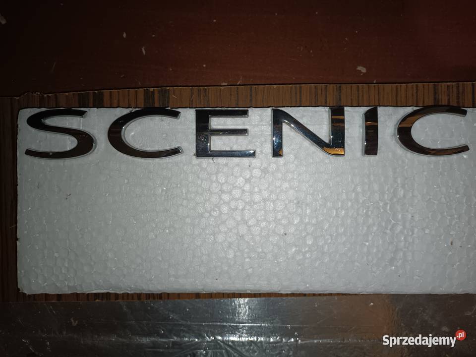 Emblemat na klapę bagażnika renault Scenic III podkarpackie