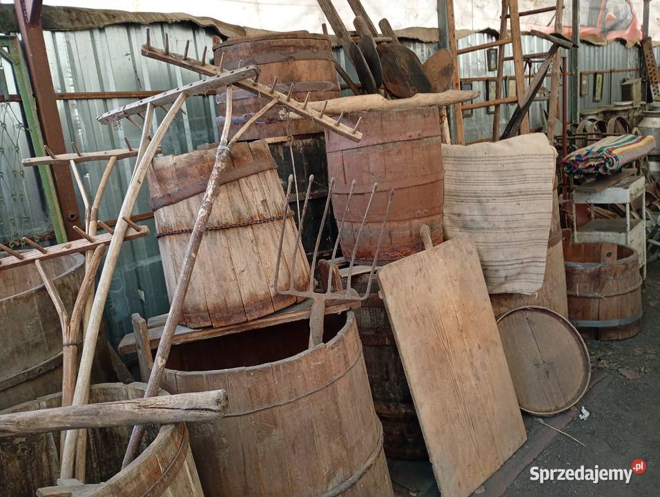 Starocie beczka niecka grabie drabina chodnik