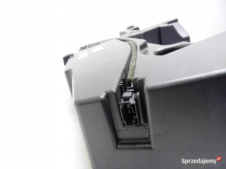 GŁOŚNIK SUBWOOFER AUDI A4 B8 A5 8T LIFT