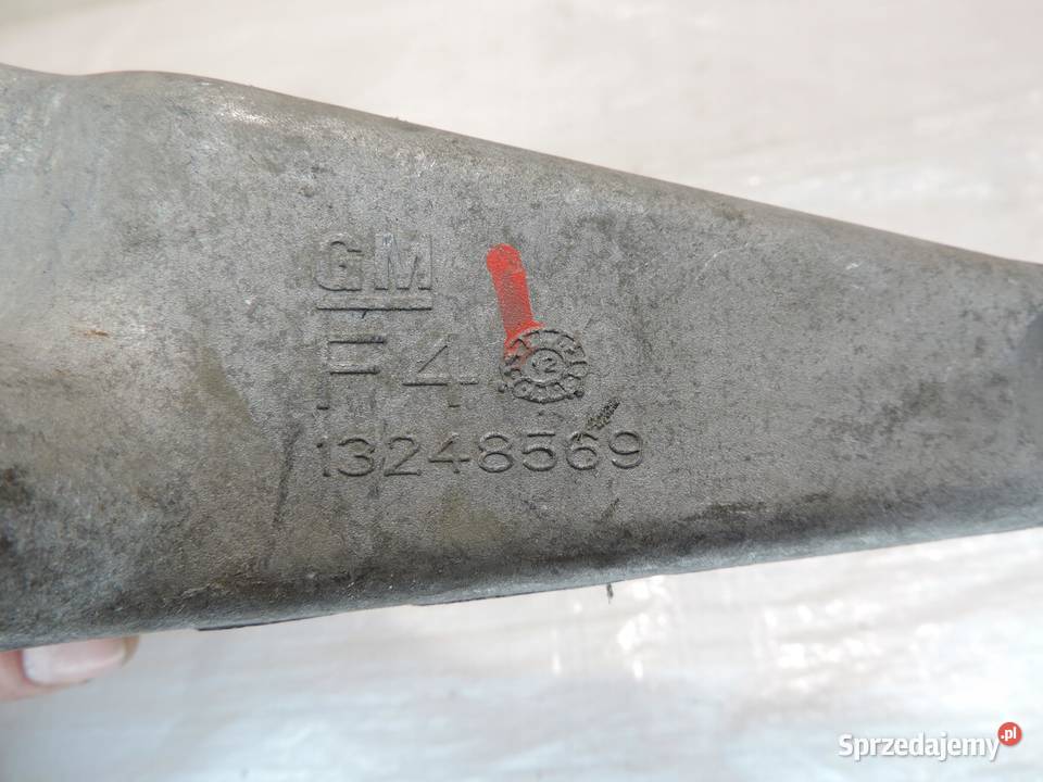 ŁAPA MOCOWANIE SKRZYNI 16 CDTI 13248569 OPEL