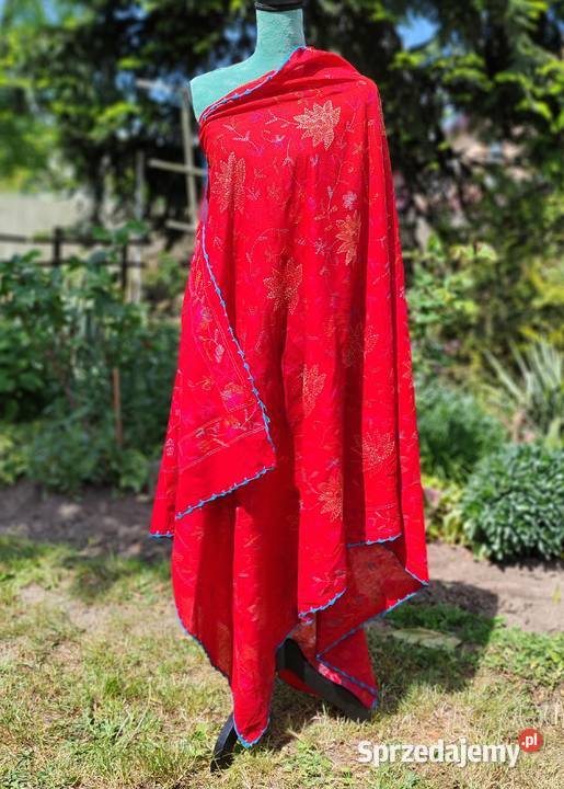Duża chusta szal dupatta haftowana czerwona Dla kobiet Szczecin