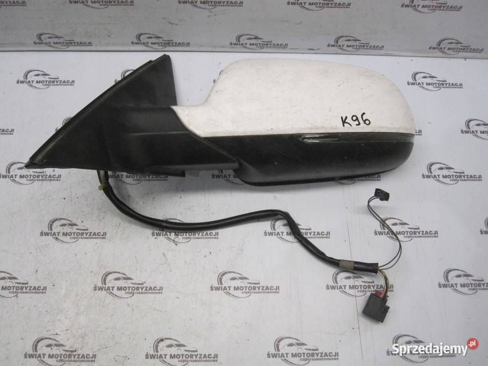 AUDI A4 B8 11r lusterko lewe 6 PIN E1021053