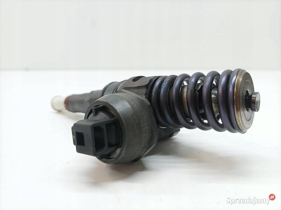 POMPOWTRYSKIWACZ 038130073AJ 19 TDI VW