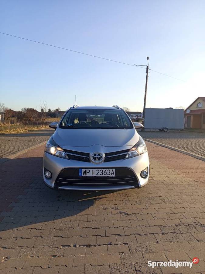 Toyota Verso Salon Polska 2015 Pawłów