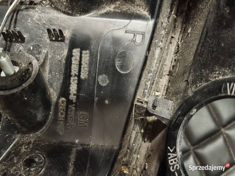 Opel Adam lampa tylna prawa Pozostałe Wołczyn