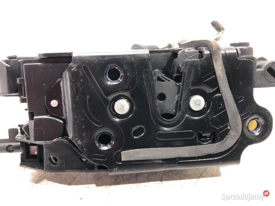 ZAMEK DRZWI PRAWY TYŁ SKODA RAPID Kombi osobowe