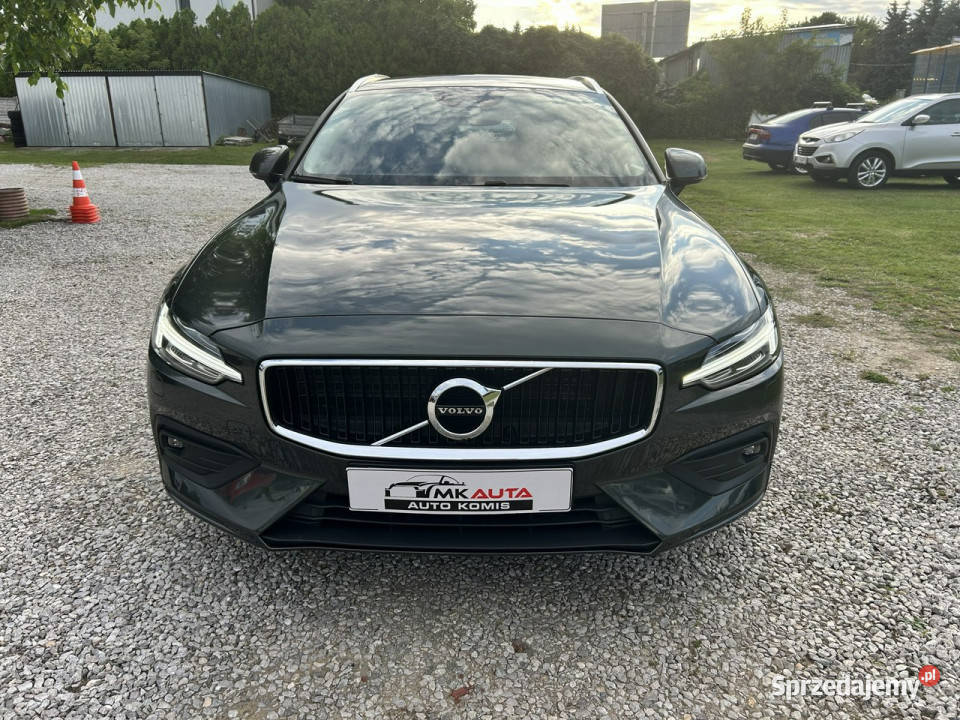 Volvo V60 Super stan Benzyna Hybryda II 2018 czujnik parkowania mazowieckie Nowe Iganie