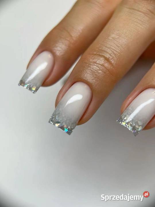 Manicure Pedicure elegancja styl i komfort Unisex Katowice