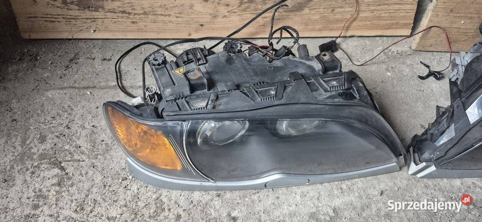 Lampy przód przednie Xenon Bmw E46 lift sedan Rok produkcji 2002 Słupsk
