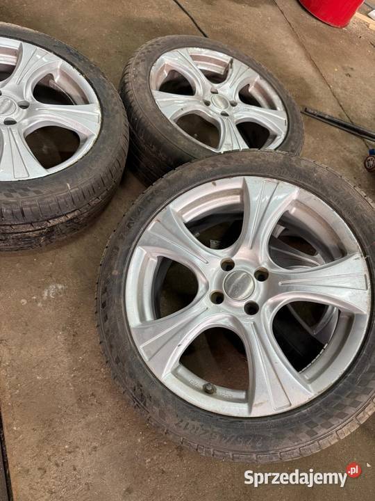 Koła alufelgi 17 4x100 Nowe opony