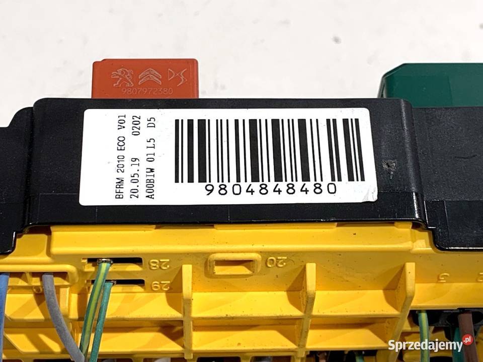 SKRZYNKA BEZPIECZNIKÓW CITROEN C4 CACTUS osobowe