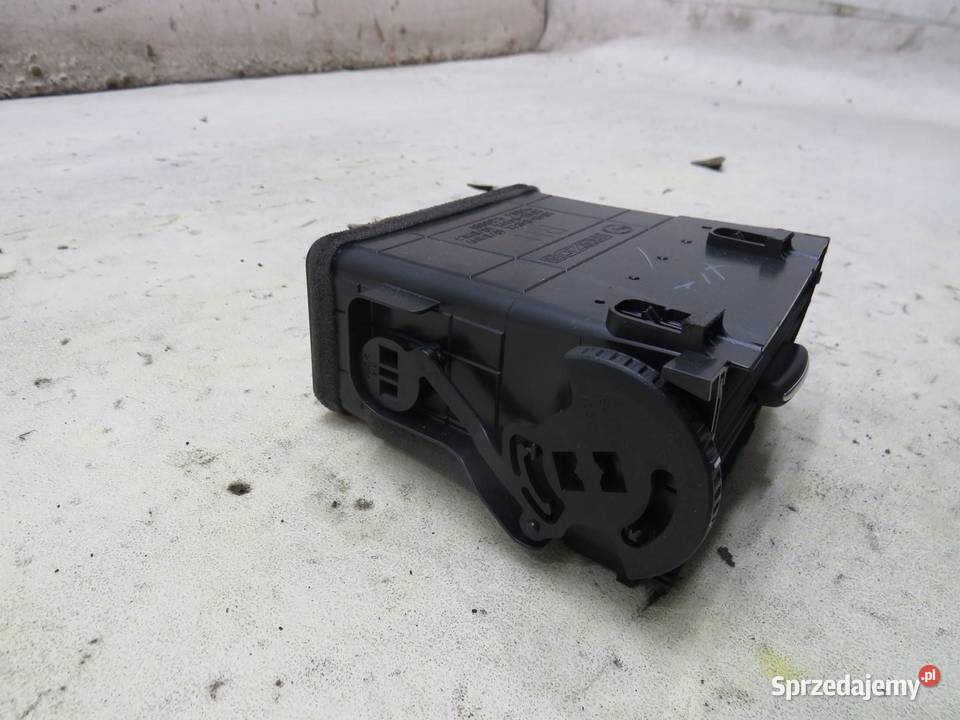 KRATKA NAWIEWU PRAWA MAZDA CX5 KD456491X osobowe Kratki nawiewu