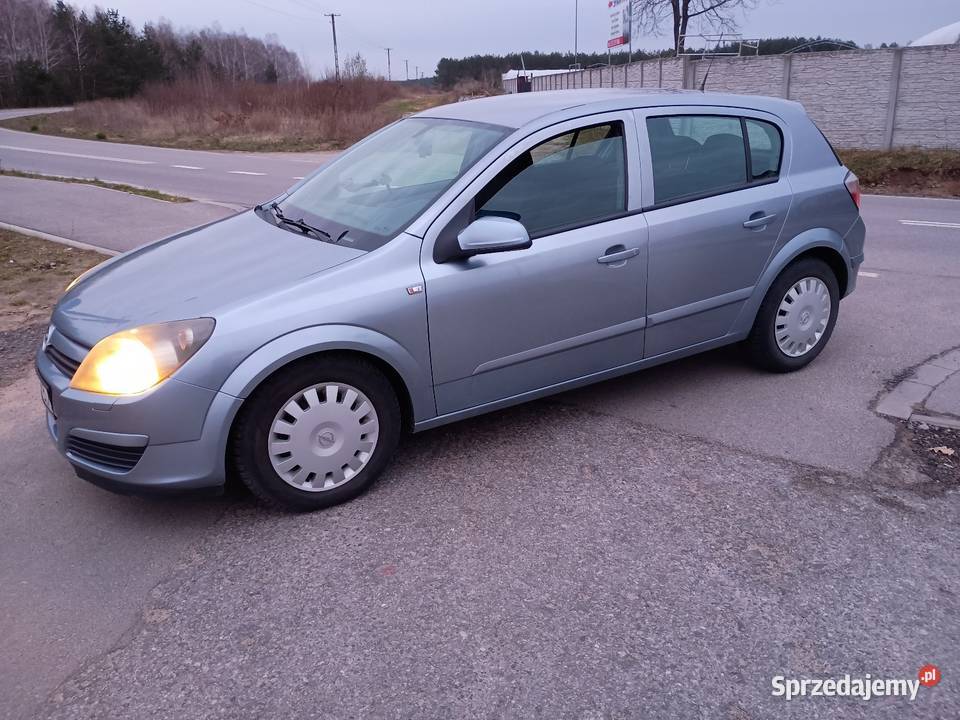 Opel Astra 17 cdti 100 2004r manualna Radom