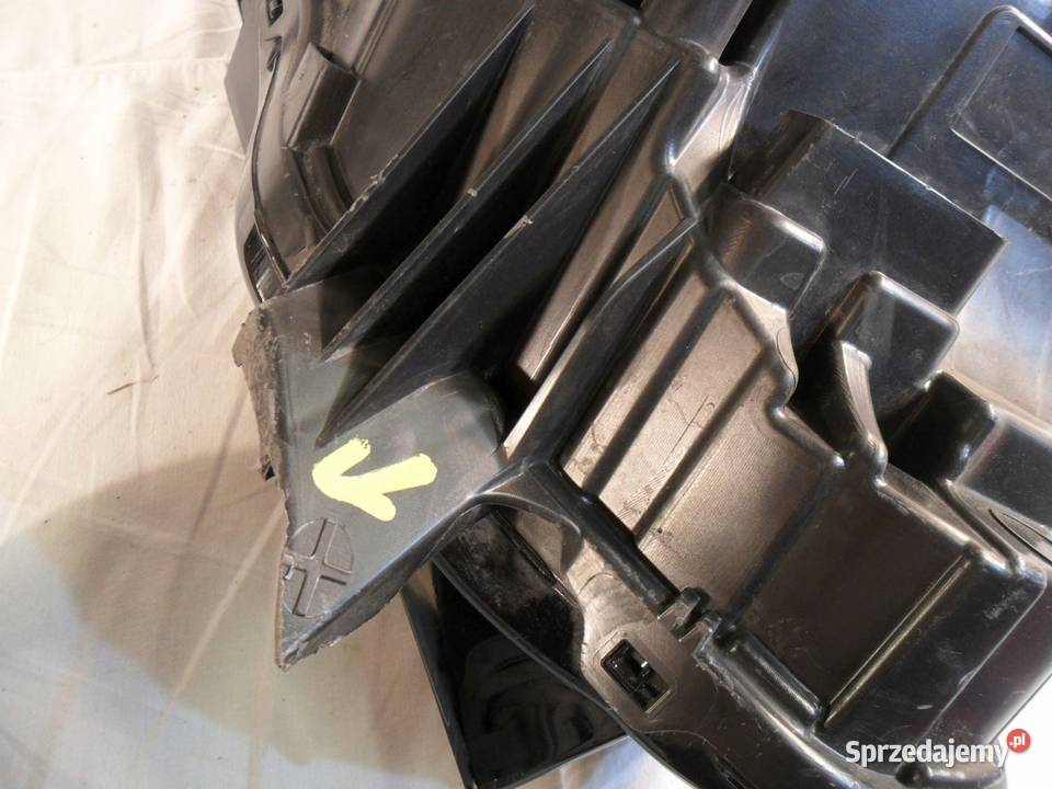 Citroen C4 III reflektor lewy przedni lampa lewa wielkopolskie Nowy Tomyśl