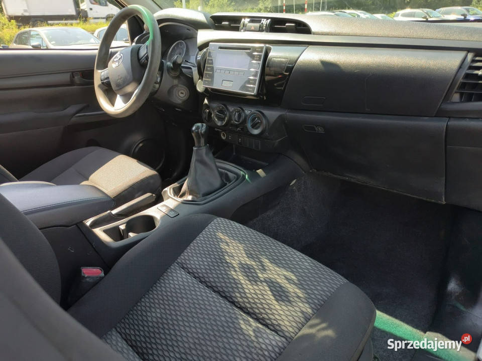 Toyota Hilux 4x4 24 d4d 150 klimatyzacja pick up Motoryzacja Kęty