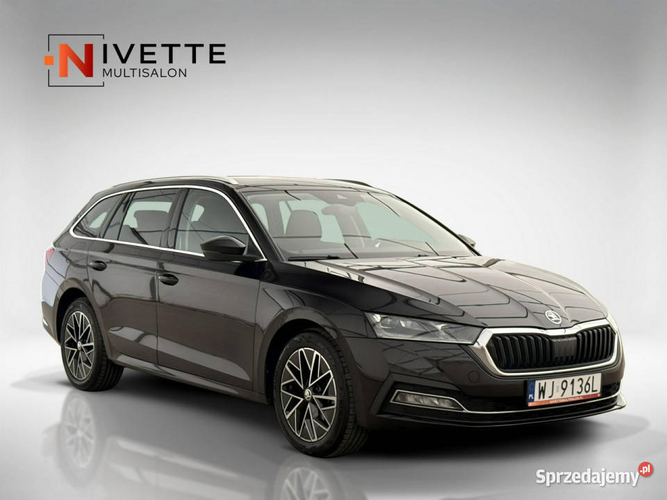 koda Octavia 14 TSI PlugIn Hybrid Style 204 światła przeciwmgielne