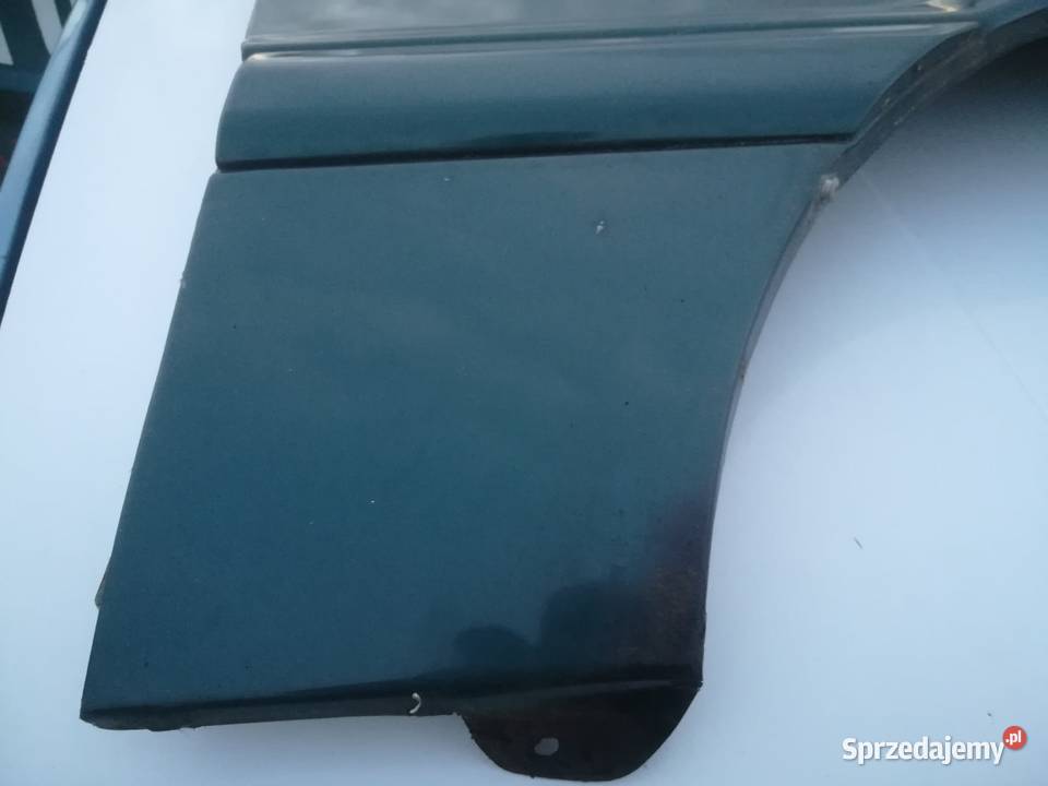 Polonez caro atu truck błotnik prawy 42u kombi Suskowola