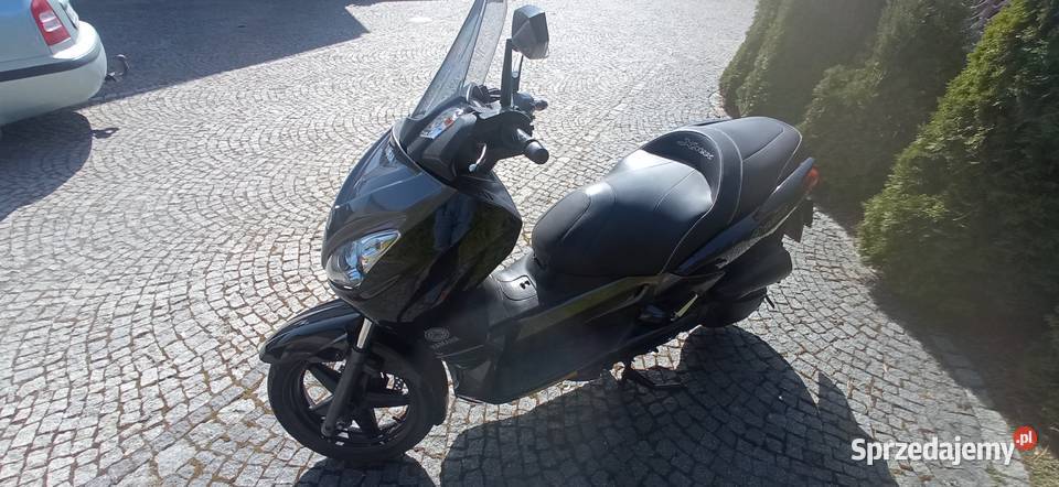 Yamaha xmax125