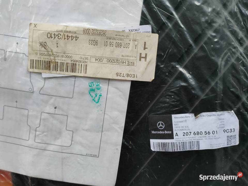 Dywnaiki OE gumowe Mercedes C204 C207 A207 Bolewice