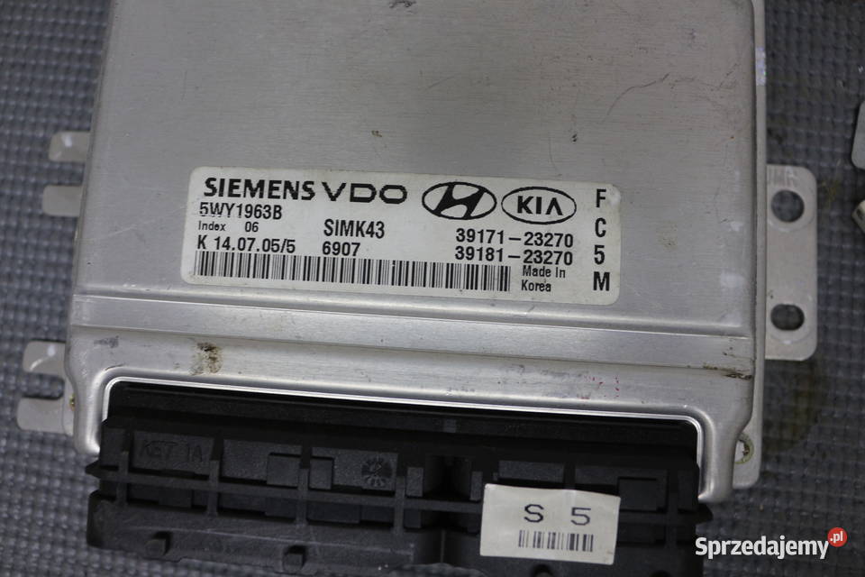 Hyundai Tucson 20 16v Zestaw startowy sterownik sprzedam