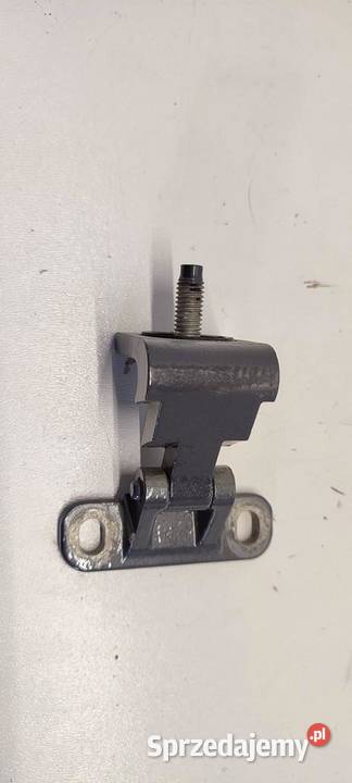 VW TIGUAN II ZAWIAS KLAPY BAGAŻNIKA 5G6827301D osobowe sprzedam