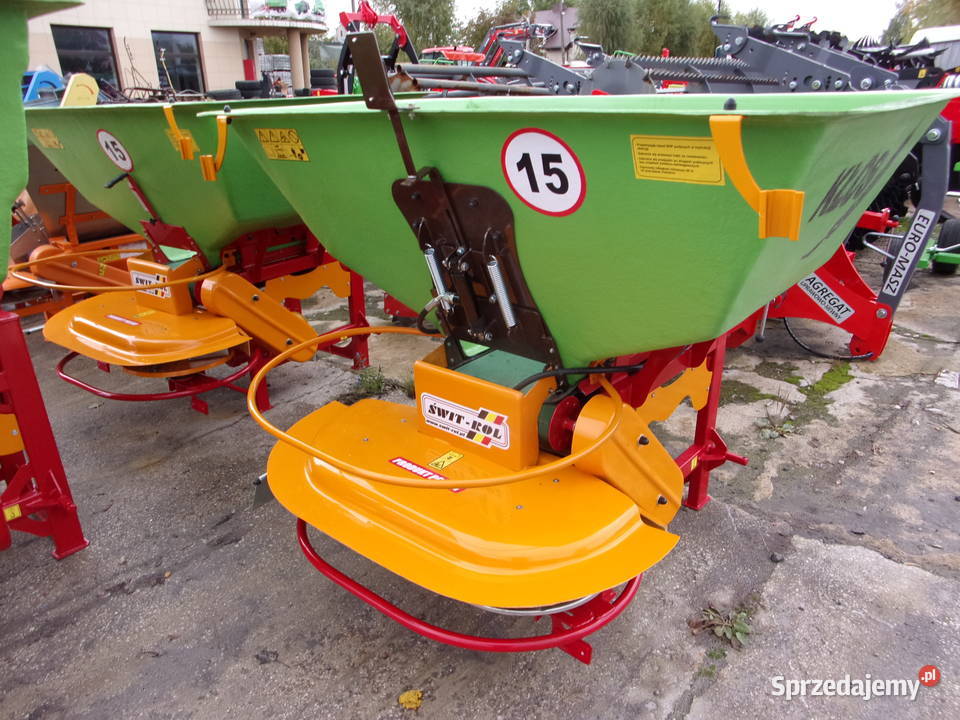 NOWOŚĆ Rozsiewacz nawozowowapienny KŁOS 1000 Rozsiewacze nawozów Opoczno