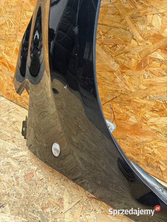 Ford Ka kod lak 90 BŁOTNIK PRZÓD PRZEDNI PRAWY osobowe