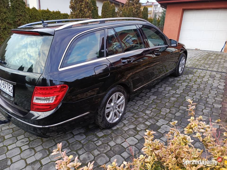 2014r NAVI prywatny 2 x alu bezwypadkowy Klasa C serwisowany w ASO świętokrzyskie Staszów