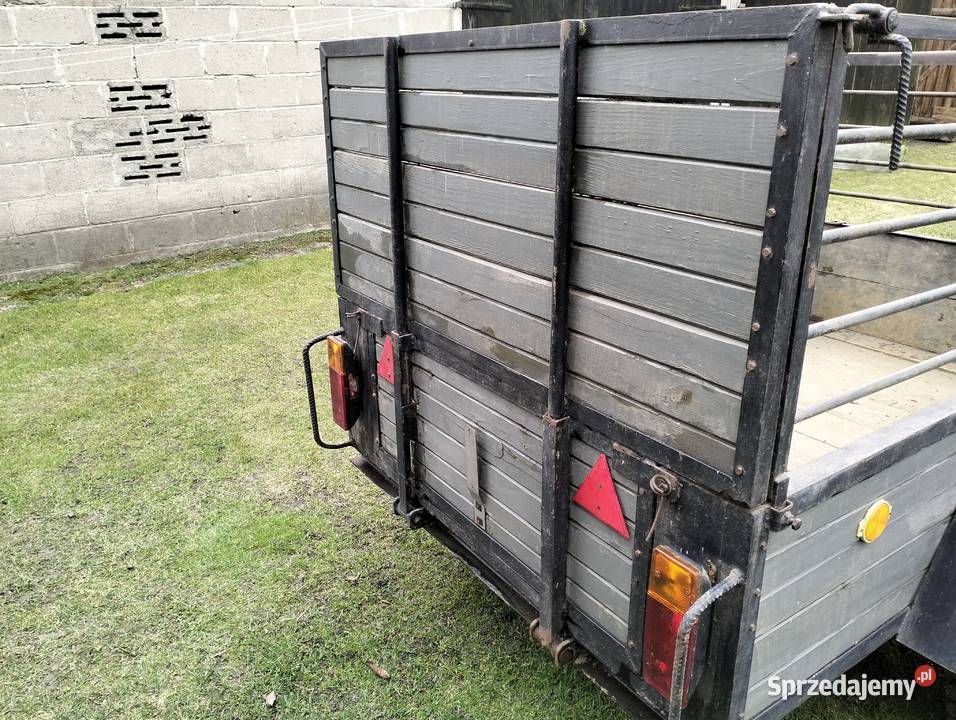 Przyczepka jednoosiowa ciągnikowa Wrząca