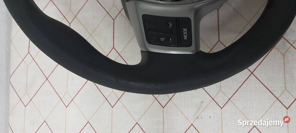 Yaris III Kierownica Multifunkcja 4510049023 Nowa Sól