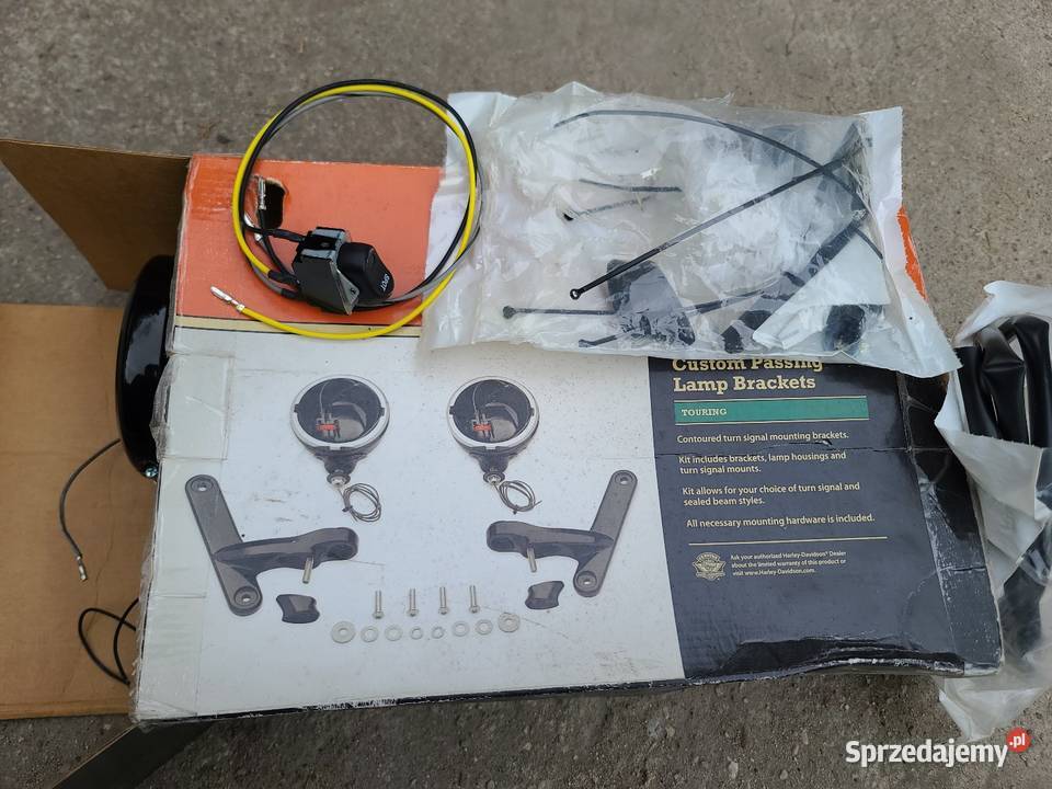 Harley touring skcesoryjne lampy czarne łódzkie Kutno sprzedam