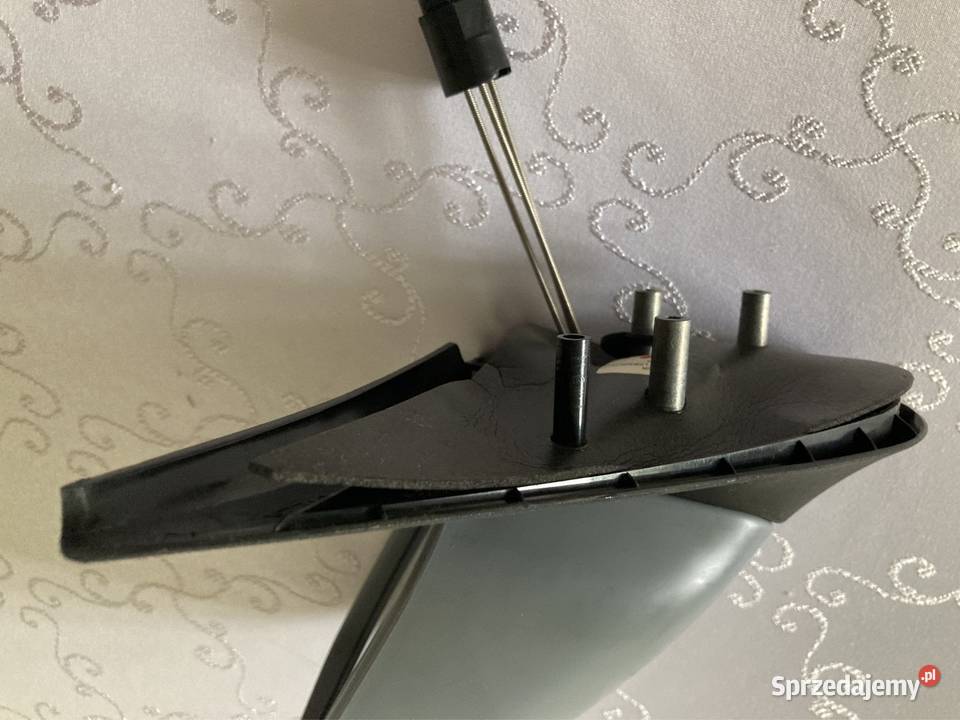 Lusterko Zewnętrzne Manualne Prawe Ford Fiesta Czerwionka-Leszczyny