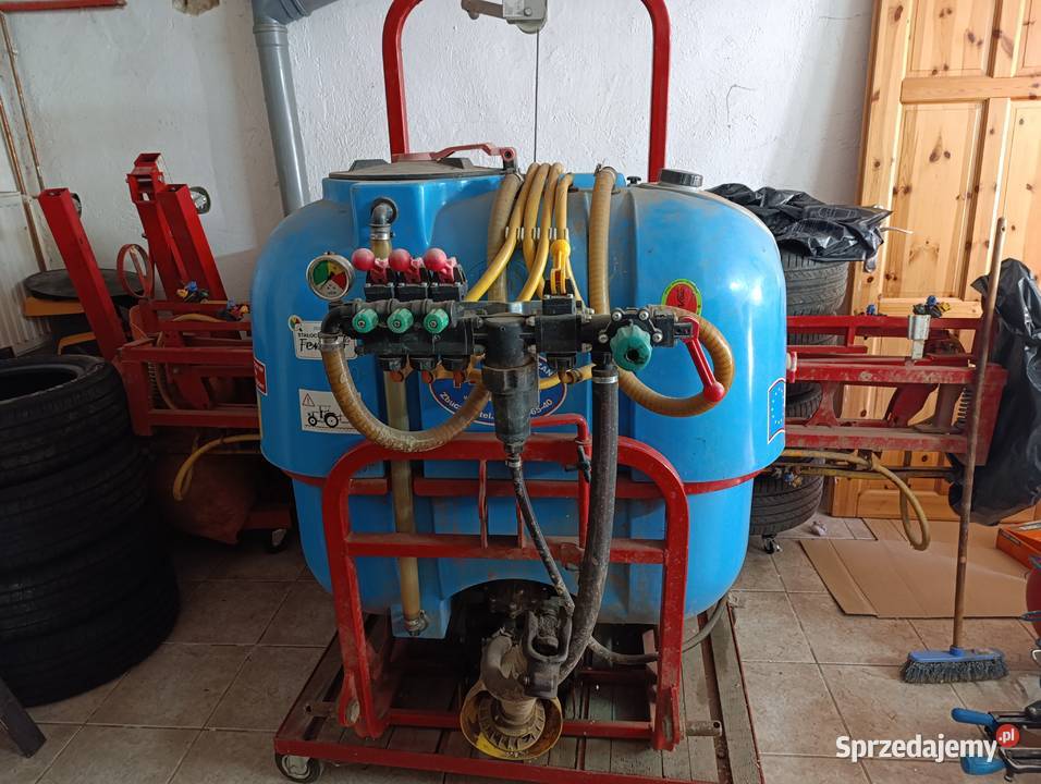 Opryskiwacz zawieszany polowy p3292 2016 400l Zawieszane