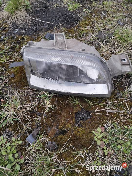 Lampa prawy przód fiat Punto 1