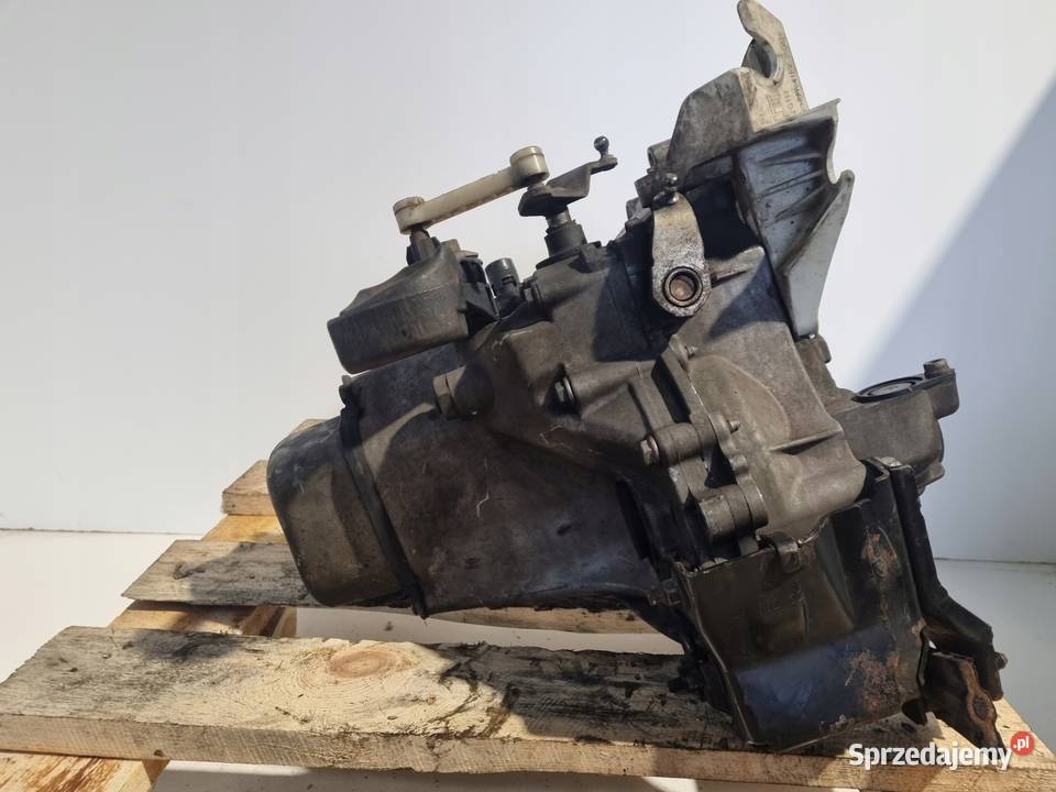 SKRZYNIA BIEGÓW Peugeot 207 14 VTI 20CQ74 Skrzynie biegów manualne Rudka