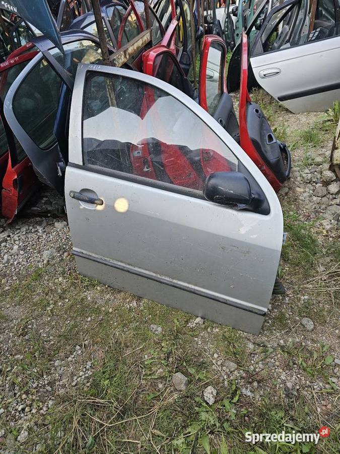 Drzwi skoda Fabia prawy przód mazowieckie Łagów