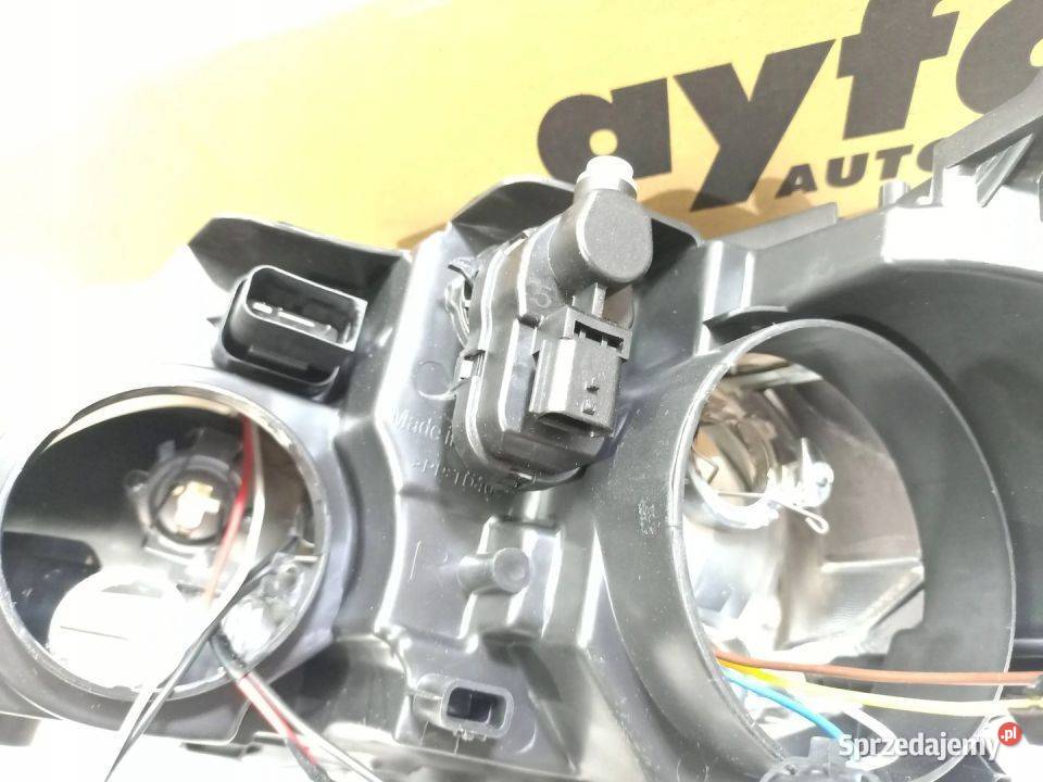 Peugeot 301 1317 REFLEKTOR LAMPA PRZÓD PRAWY świętokrzyskie Skarżysko-Kamienna sprzedam