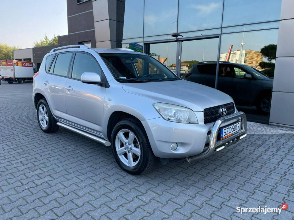 Toyota RAV4 4x4 automat klimatronic multifunkcja Rok produkcji 2006