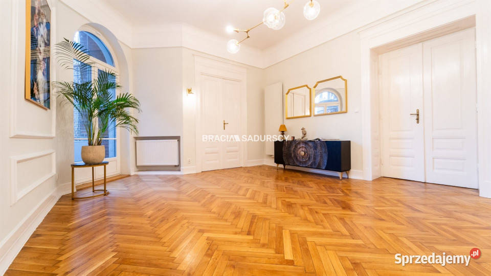 Mieszkanie 1031m2 4 pokojowe Kraków 19544zł/m2