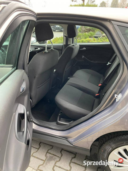 Ford Focus lift benzynka klimatronic manual cz 165000km
