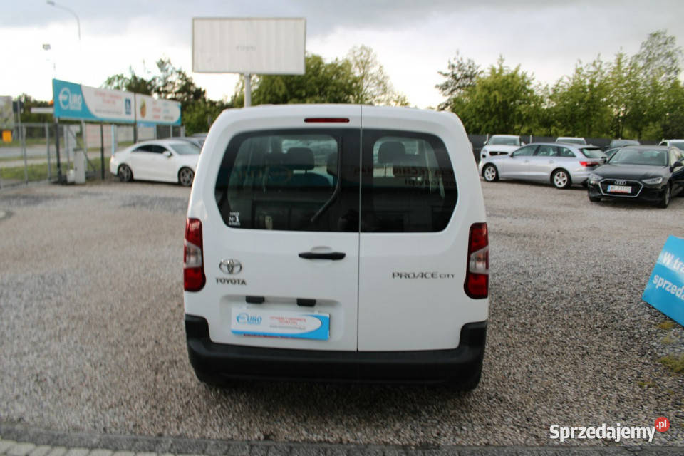 Toyota ProAce City Salon Polska Gwarancja D4D ogranicznik prędkości Warszawa sprzedam