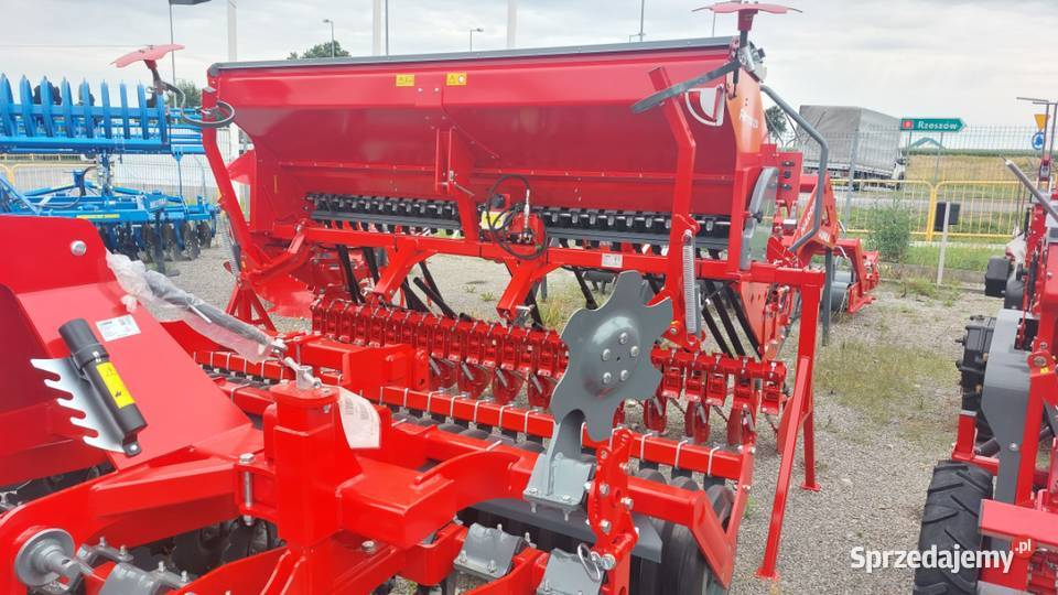 ZESTAW UPRAWOWOSIEWNY FM T 7003D UNIA