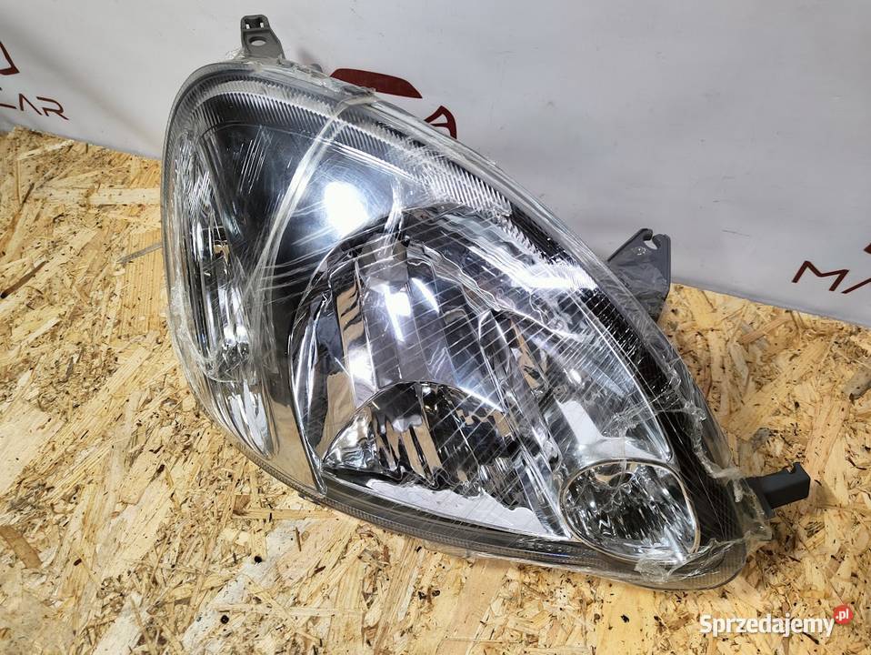 Lampa Prawy Przód Toyota Yaris XP10 Lift 0306 Pleszew