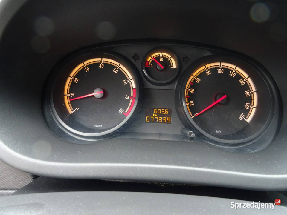 Opel Corsa 12 86KrajowaSerwisowana w ASO5 elektryczne lusterka Łódź