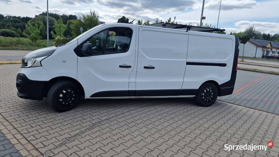Trafic 3 klima drzwi z dwóch stron hak webasto elektryczne szyby sprzedam